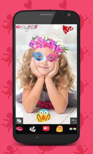 Snap Pic Camera with Stickers 2