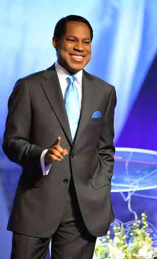 Pastor Chris Oyakhilome 4